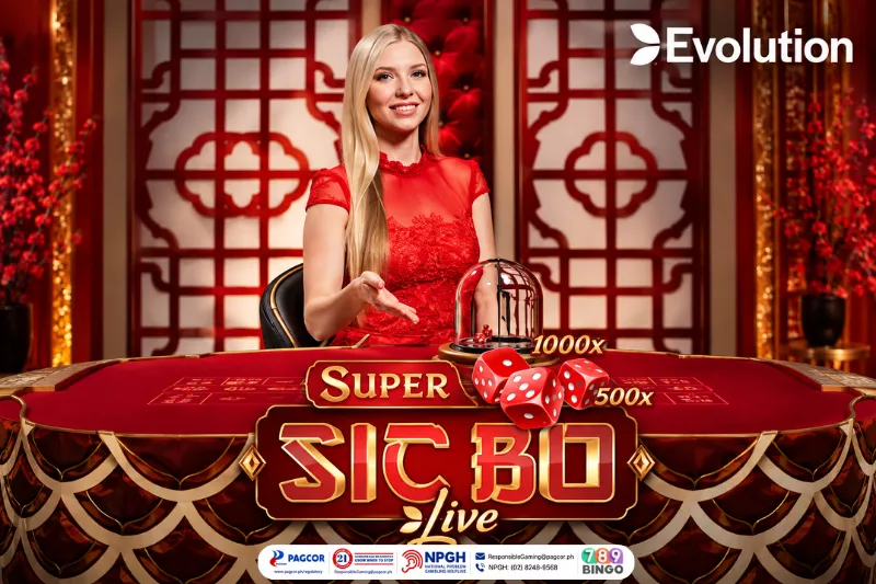 a live dealer on Super Sic Bo by Evolution at 789Bingo